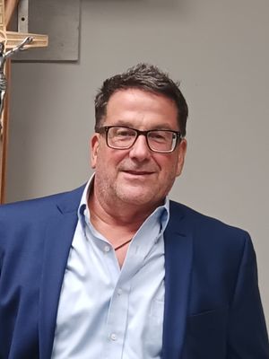 Tim, 63