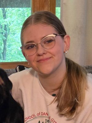 Josie, 18