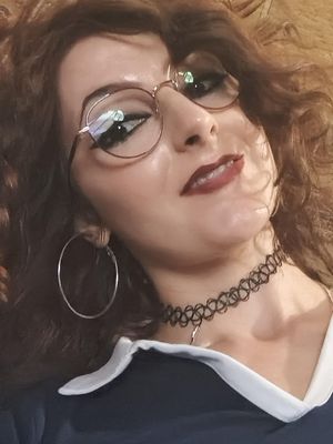 Elena, 30