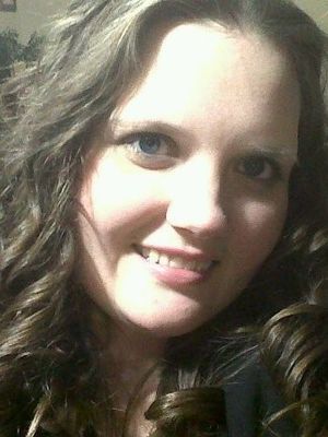 Laura, 38