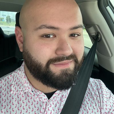 Valentin, 26