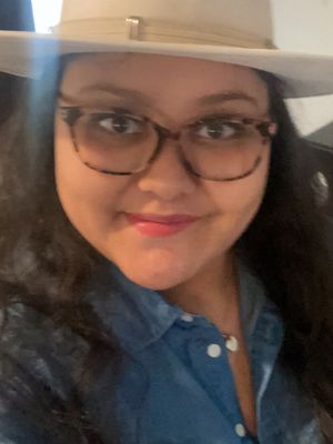 Christina, 24