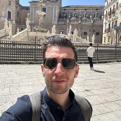 John, 38