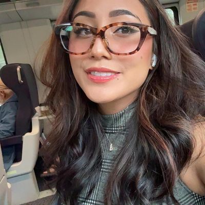 Fina, 29