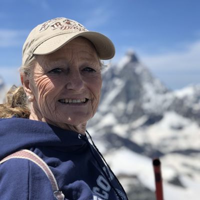 Barbara, 75