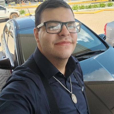 Lucas, 24