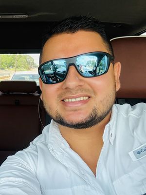 Xaby, 33
