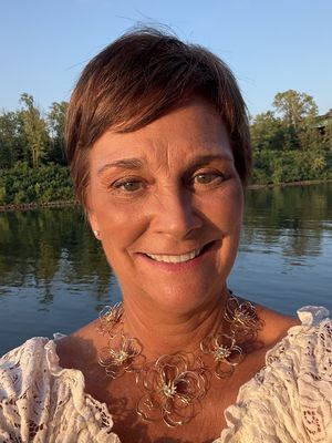Joann, 59