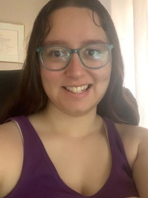 Olivia, 20