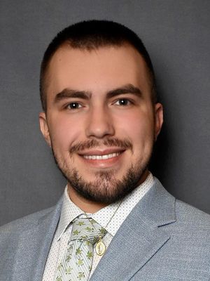 Carlos, 23