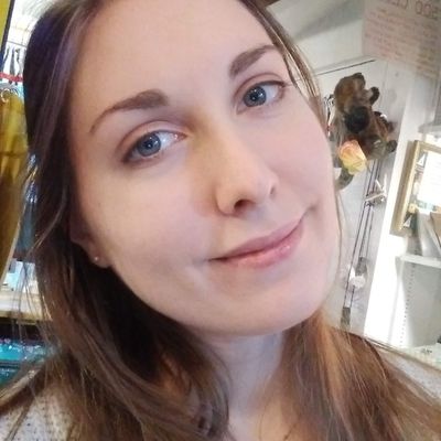 Marian, 32