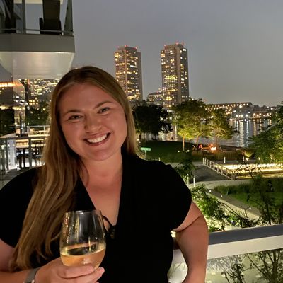 Elsa, 29