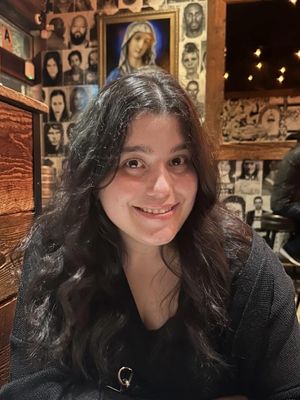 Andrea, 29