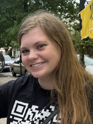 Sarah, 25