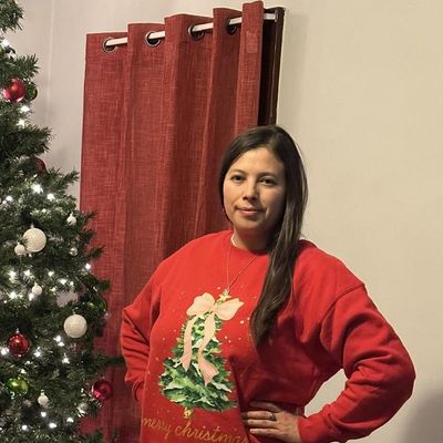 Marisol, 39