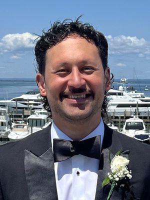 Johnny, 35