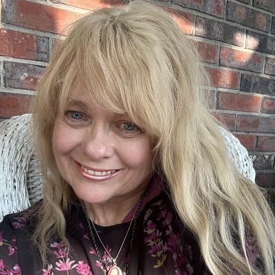 Kimberly, 61