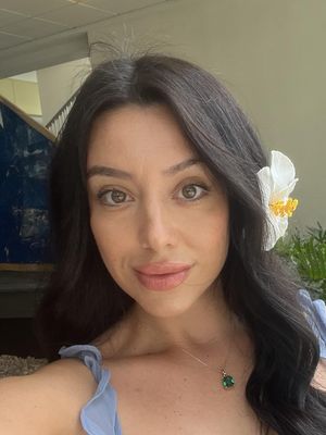 Diana, 32