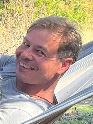 Peter, 41