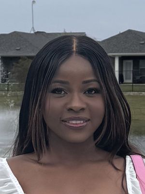 Cynthia, 36
