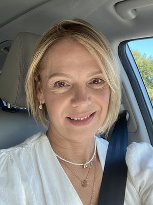 Ana, 58