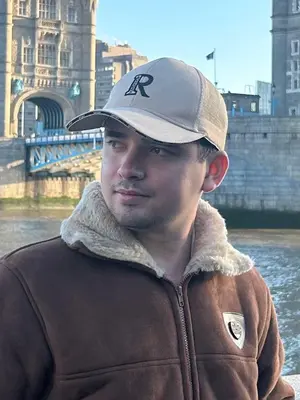 Rodrigo, 24