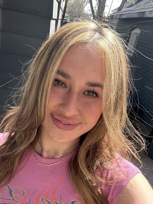 Sophia, 29