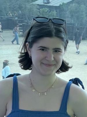 Paulina, 21