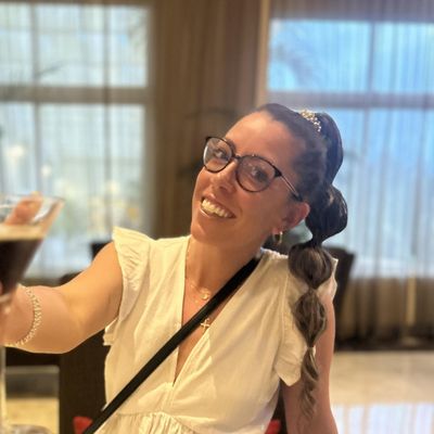 Stefani, 39