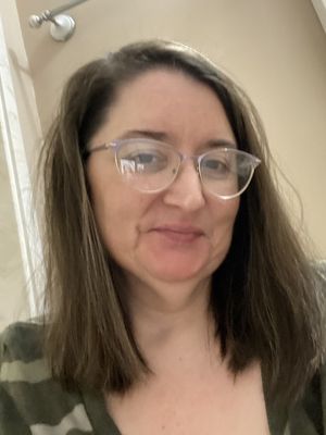 Holly, 43