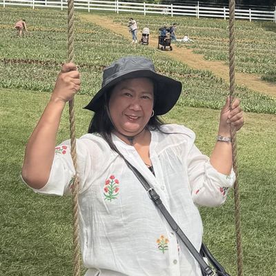 Marysol, 52