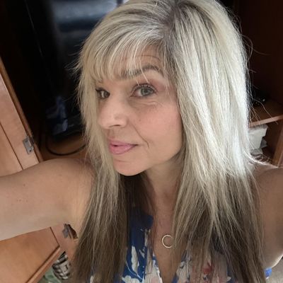 Linda, 61
