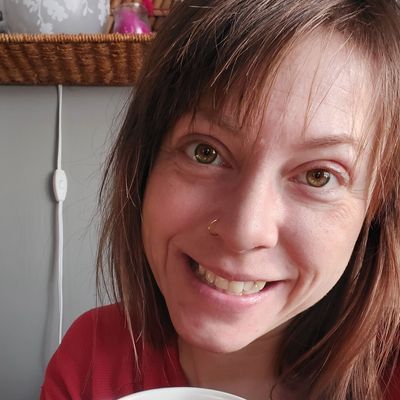 Erika, 41