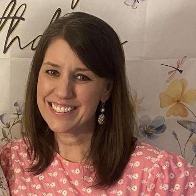 Tina, 50