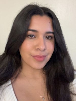 Karina, 26