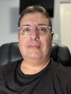 Carlos, 51