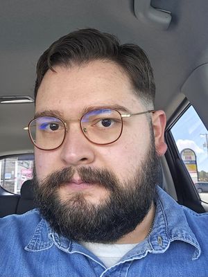 Eduardo, 29