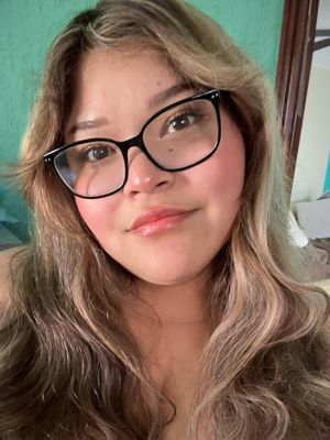 Amaris, 19