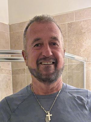 Thomas, 70