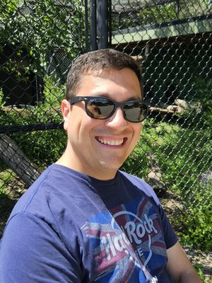 Carlos, 43