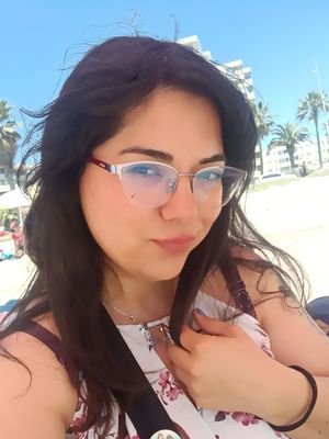 Ambar, 36