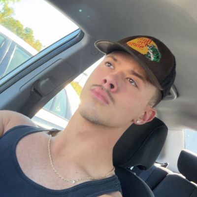 Sam, 20