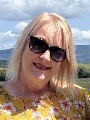 Deborah, 58