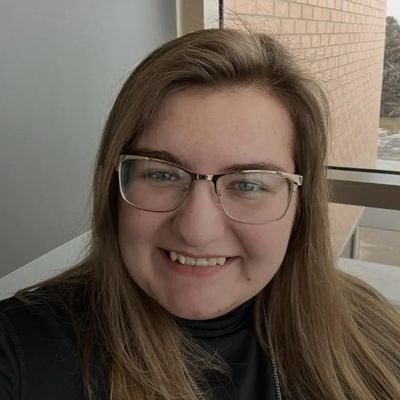 Anissa, 23