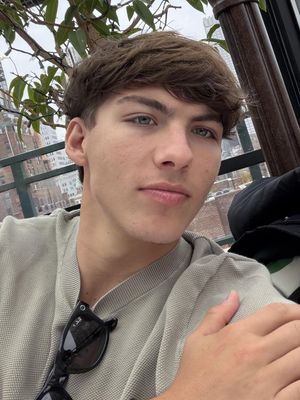 Mateo, 19