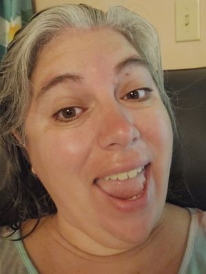 Leigh, 42