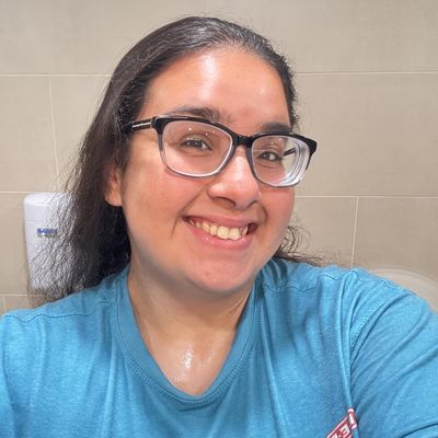 Beatrice, 24