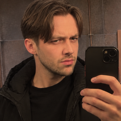 Josh, 32