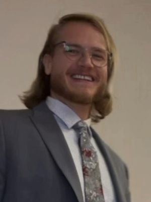 Alex, 30
