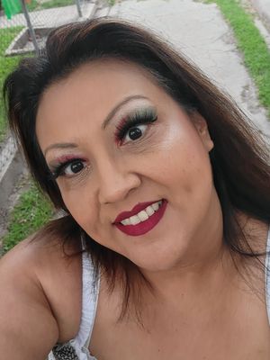 Gina, 46